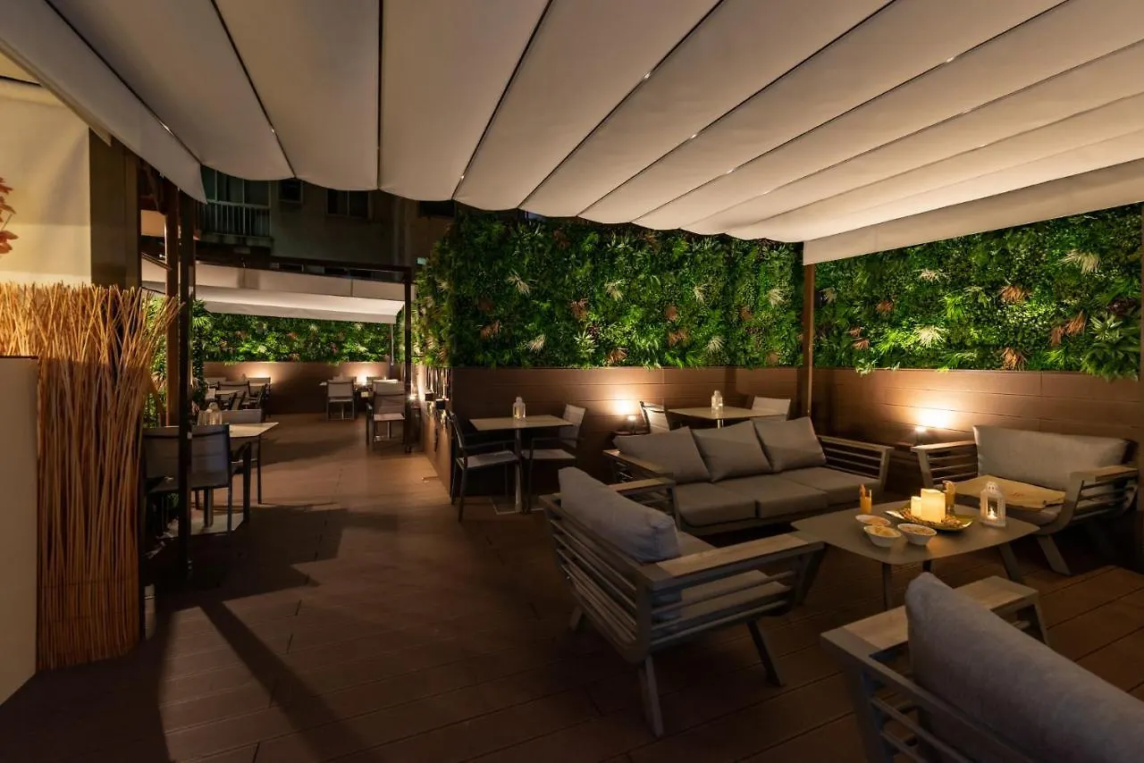 Dinya Lisbon Hotel 3*,
