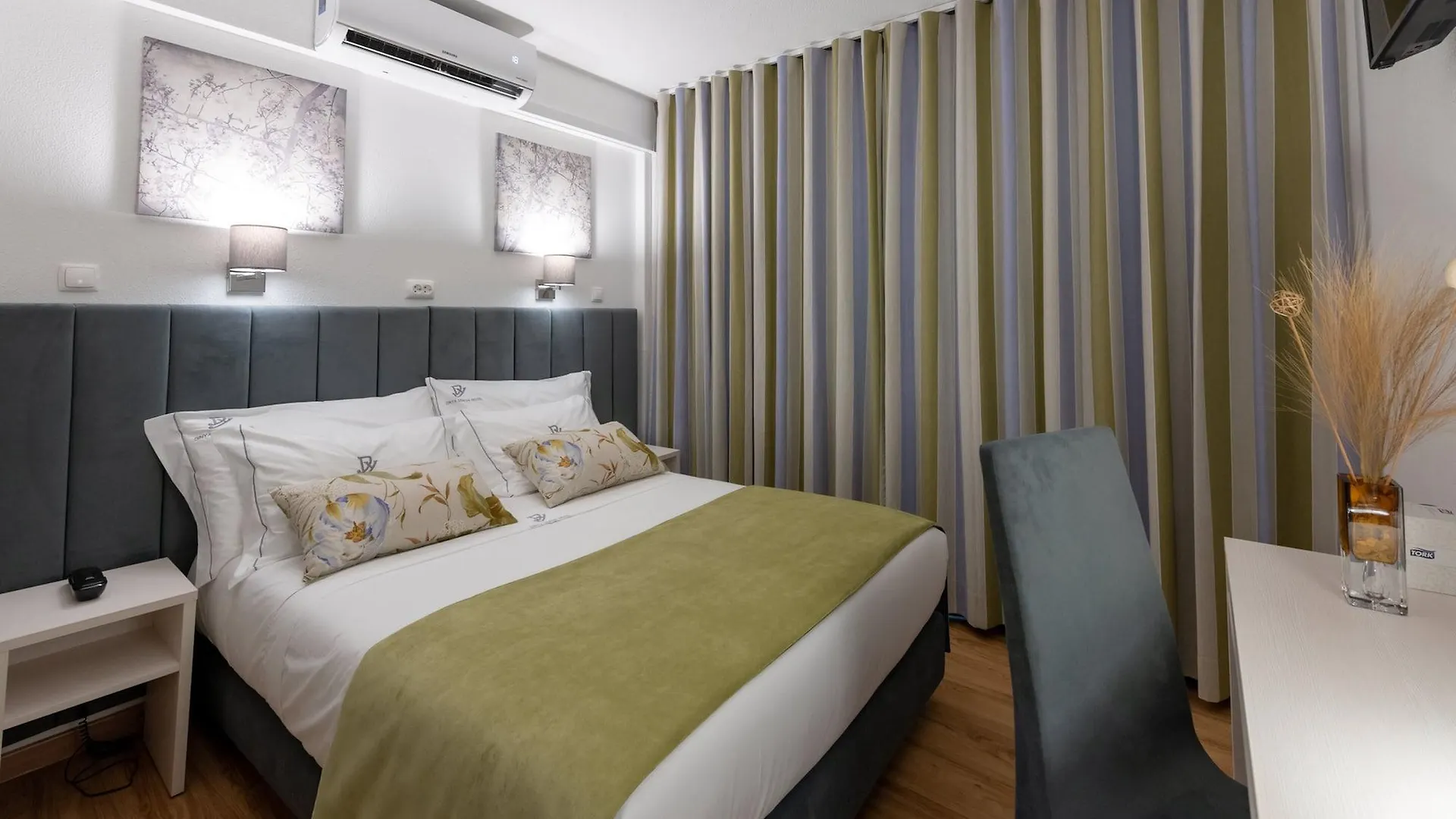 Dinya Lisbon Hotel