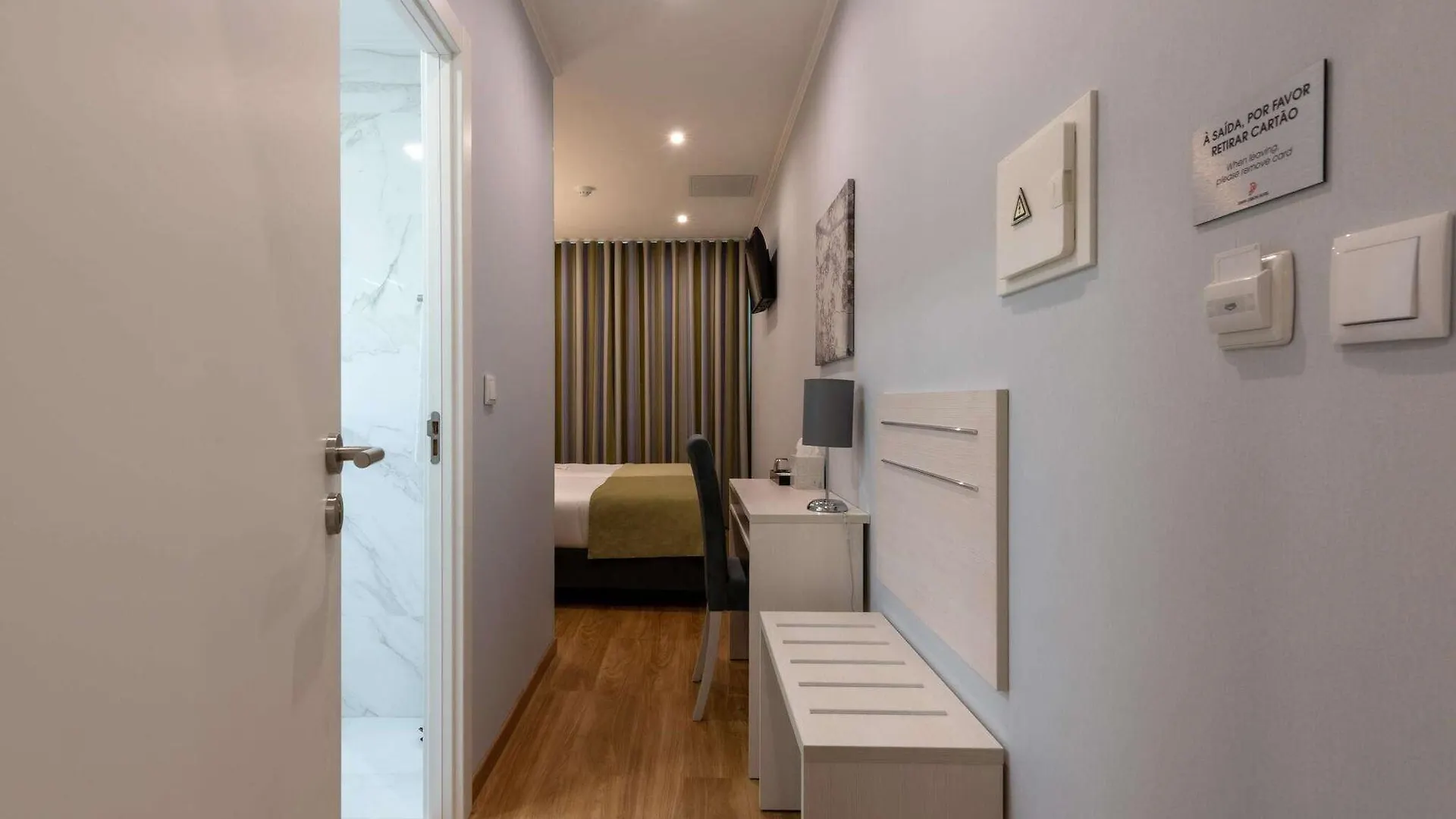 Dinya Lisbon Hotel
