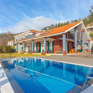 Alojamento de Turismo Rural Casa Caminho Verde Arco da Calheta (Madeira)