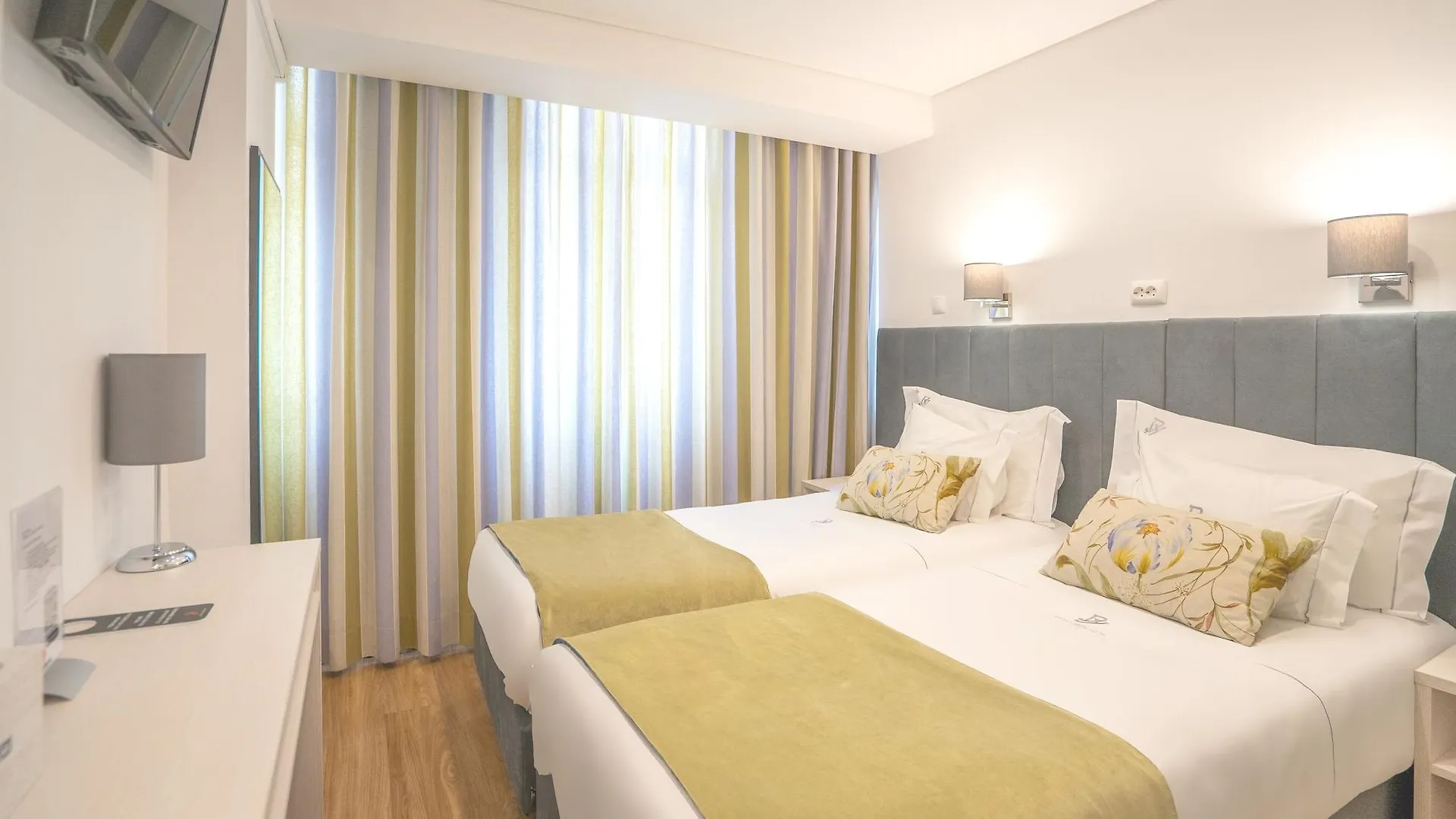 Dinya Lisbon Hotel