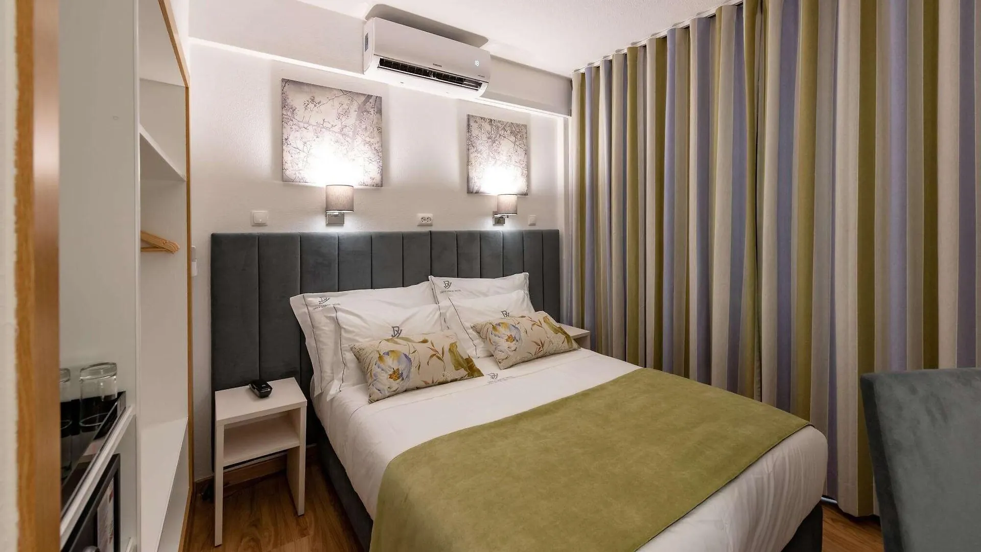 Dinya Lisbon Hotel